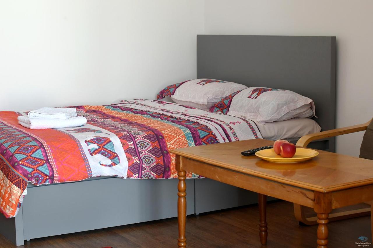 Lovely 1 Bedroom Apartment With Free Street Parking Бухарест Экстерьер фото